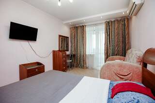 Хостел Какаду Хабаровск Жилая комната в 3-ой квартире Ш10-103-2