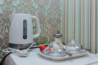 Хостел Какаду Хабаровск Номер эконом Love room-4