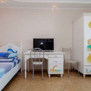 Хостел Какаду Хабаровск Жилая комната в 3-комнатной квартире Ш10-103-8