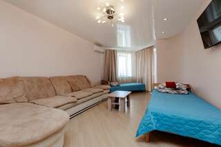 Хостел Какаду Хабаровск Жилая комната в 3-ой квартире Ш10-103-4