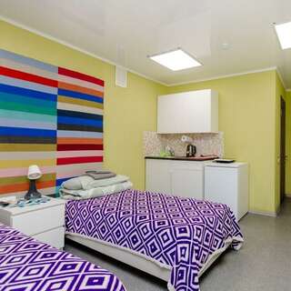 Хостел Какаду Хабаровск 2-местный стандарт с кухней (общий с/у)-1