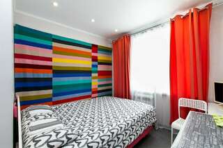 Хостел Какаду Хабаровск Жилая комната со своим санузлом и общей мини-кухней "Сhocolate" С19-119 (4-5)-8