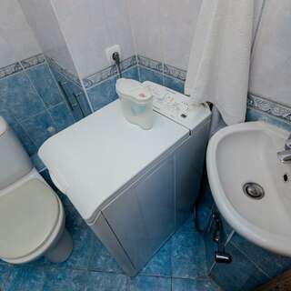 Хостел Какаду Хабаровск Жилая комната в 3-комнатной квартире Ш10-103-22