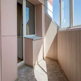 Хостел Какаду Хабаровск Жилая комната в 3-комнатной квартире Ш10-103-15