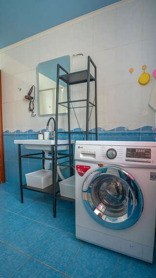 Хостел Какаду Хабаровск Жилая семейная комната с общим санузлом и кухней Ш10-1-12