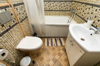 Хостел Какаду Хабаровск Номер стандарт с 1 двуспальной кроватью-2