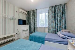 Хостел Какаду Хабаровск Номер эконом Love room-3