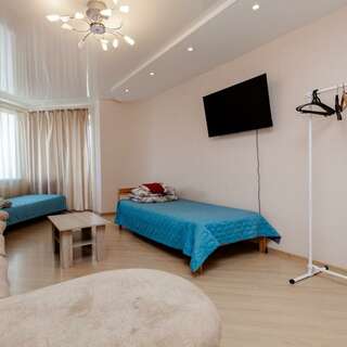 Хостел Какаду Хабаровск Жилая комната в 3-комнатной квартире Ш10-103-11