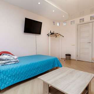 Хостел Какаду Хабаровск Жилая комната в 3-комнатной квартире Ш10-103-13