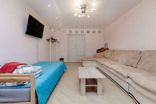 Хостел Какаду Хабаровск Номер комфорт улучшенный-9