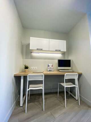 Хостел Какаду Хабаровск Кровать в 8-местном общем мужском номере-2