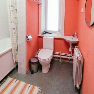 Хостел Какаду Хабаровск 2-местный стандарт с кухней (общий с/у)-11